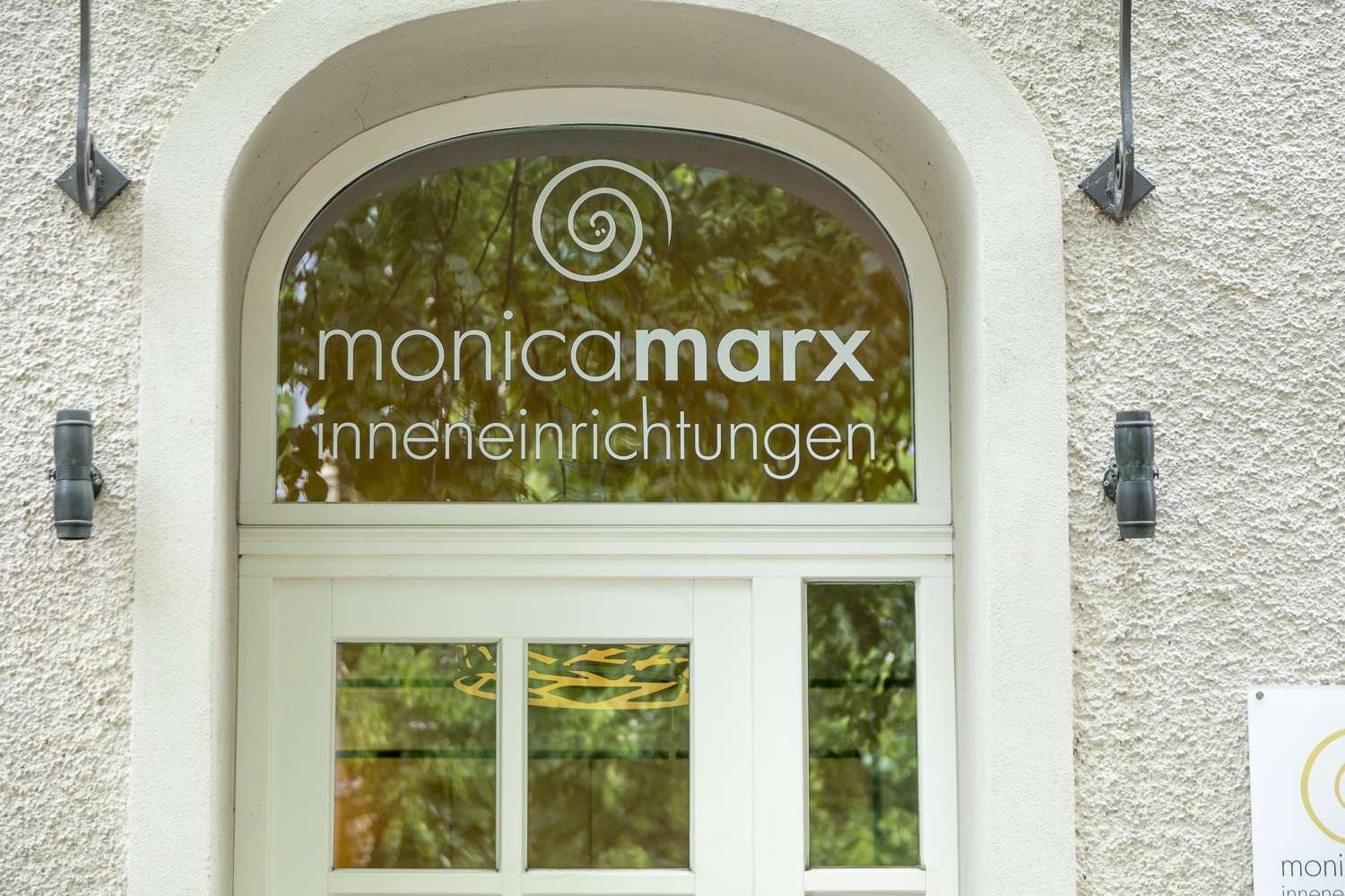 Eingang des Showrooms von Monica Marx in der Nymphenburger Straße